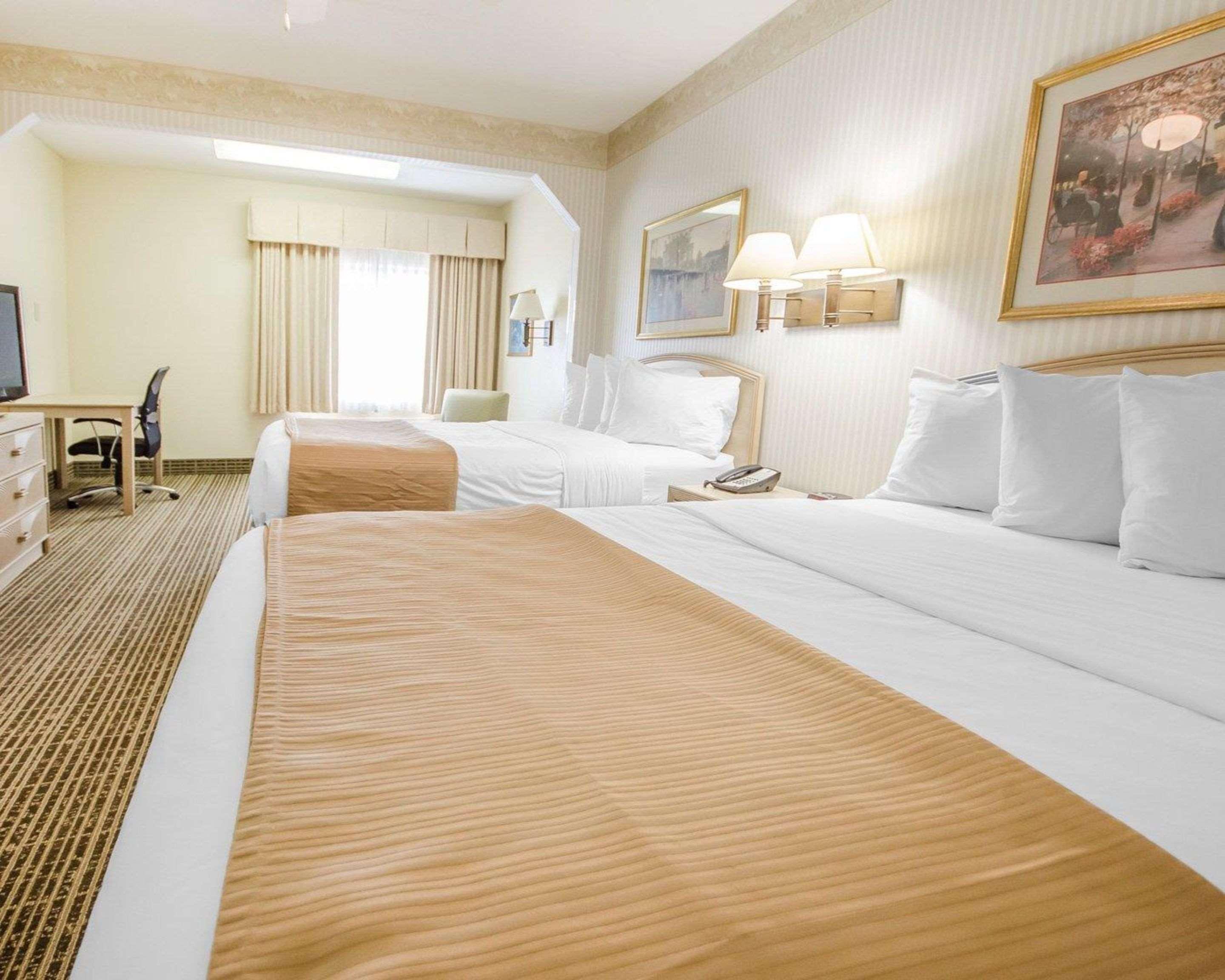 Clarion Pointe Louisville East Екстериор снимка