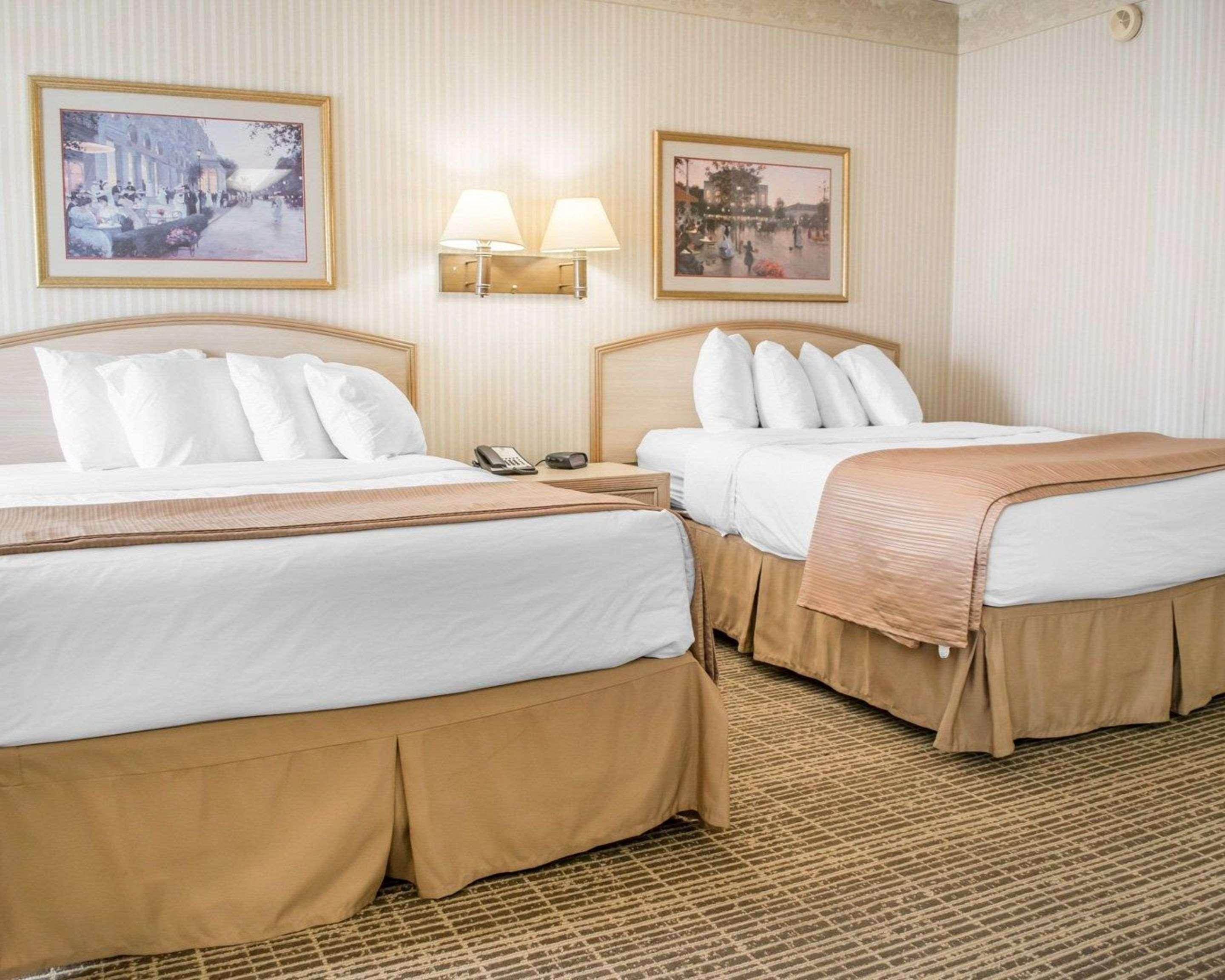 Clarion Pointe Louisville East Екстериор снимка