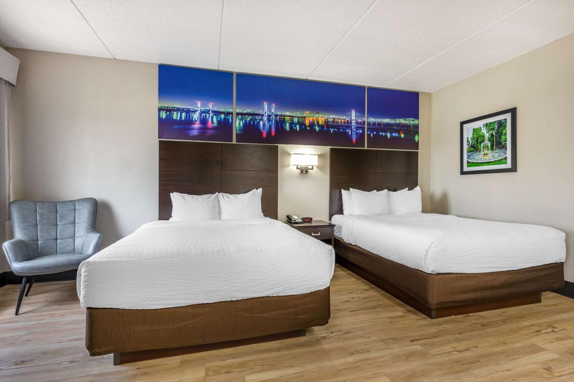 Clarion Pointe Louisville East Екстериор снимка