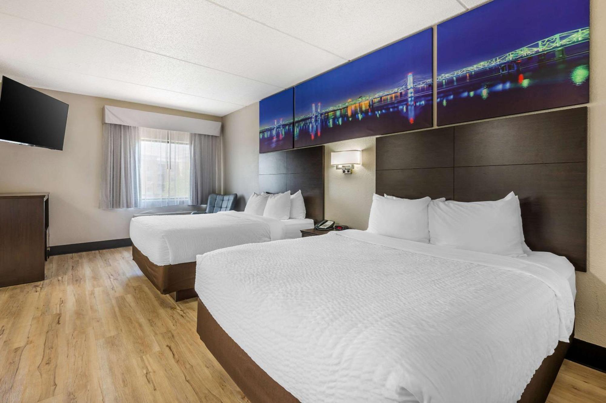Clarion Pointe Louisville East Екстериор снимка