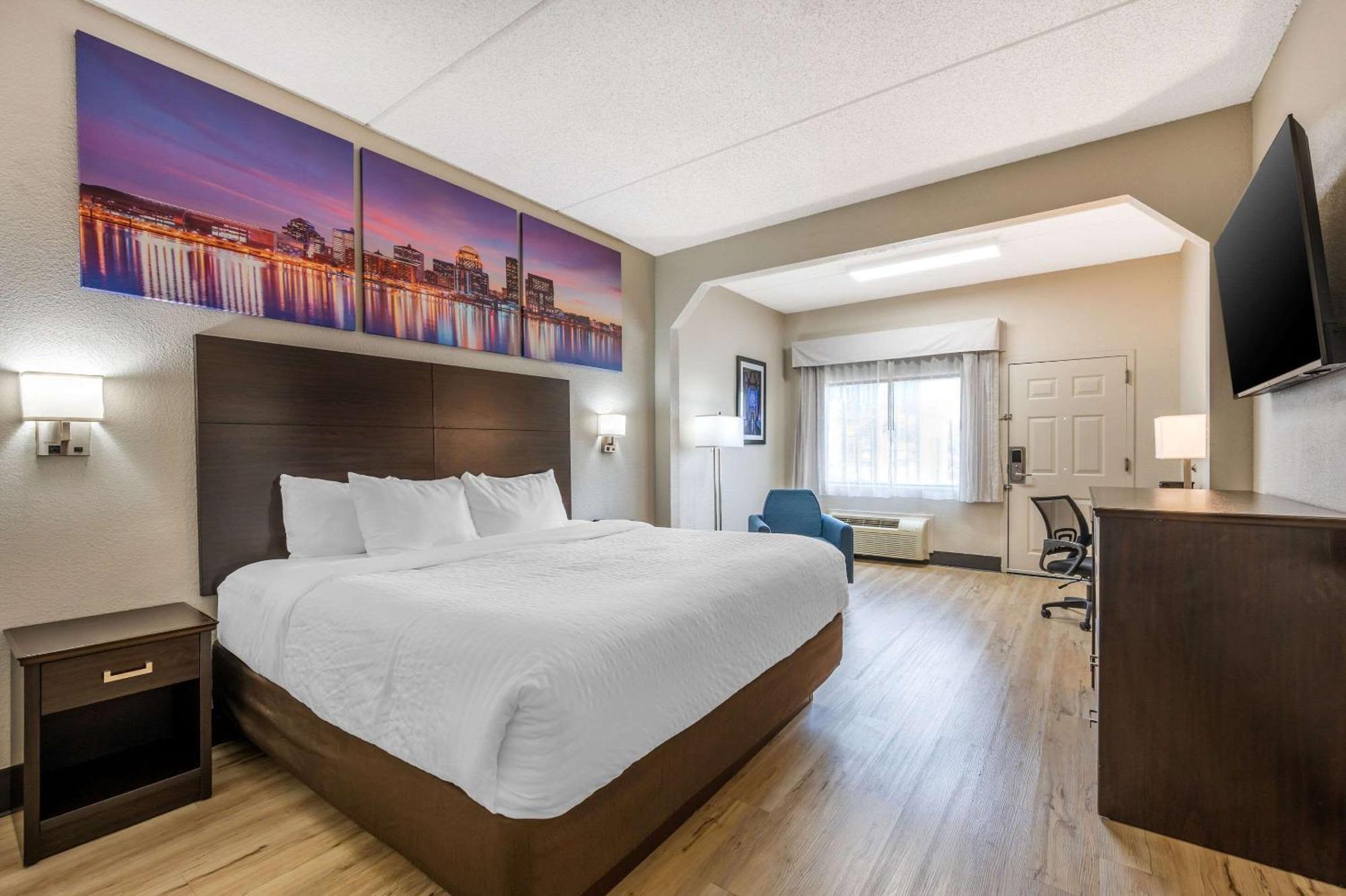 Clarion Pointe Louisville East Екстериор снимка