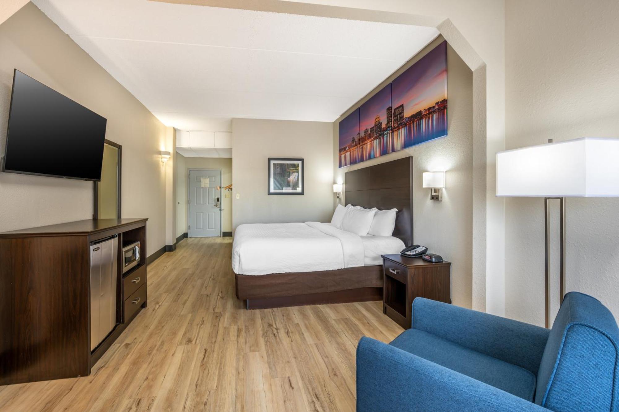 Clarion Pointe Louisville East Екстериор снимка